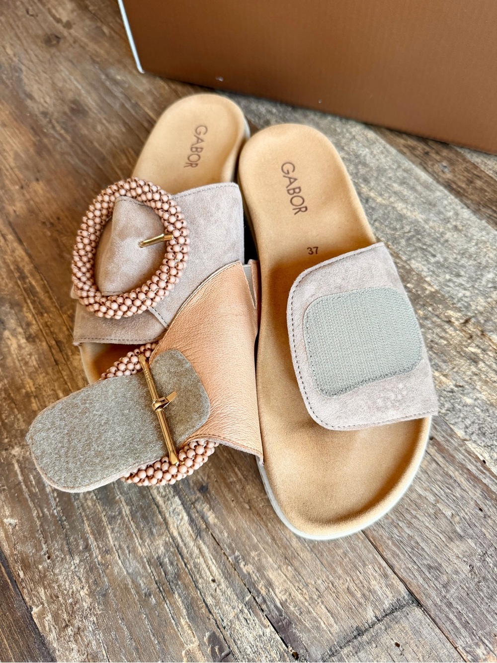 Gabor One Strap Ring Suede Slides in Sand 37 - Picture 5 of 7